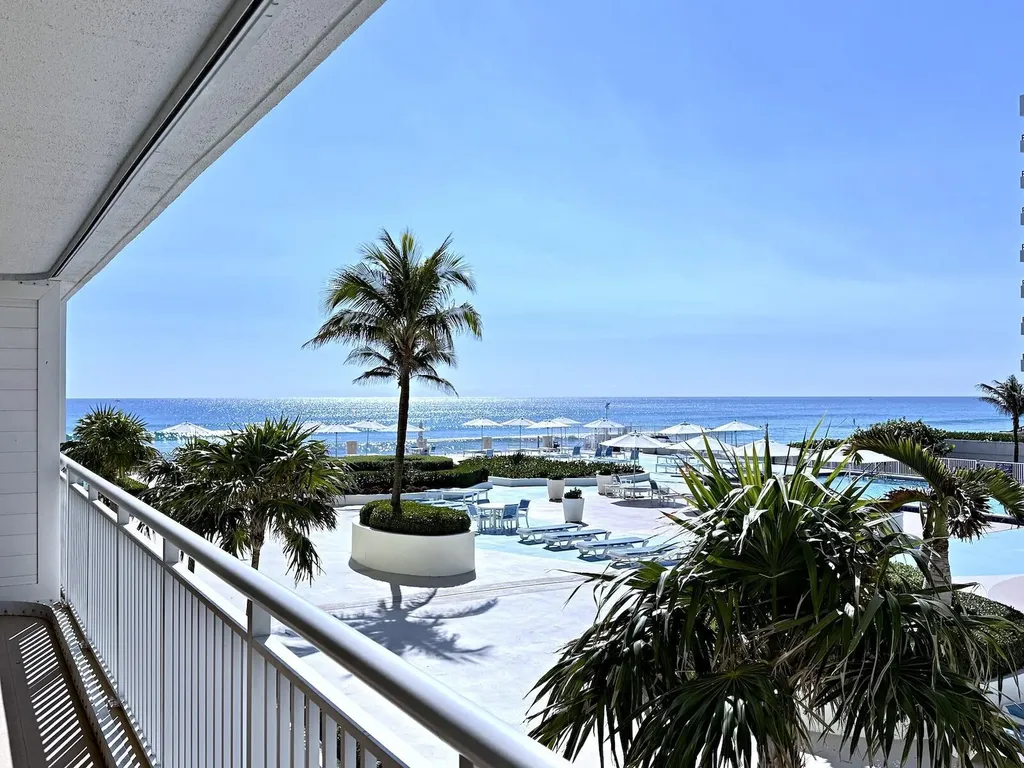 3546 S Ocean Boulevard South Palm Beach FL 33480