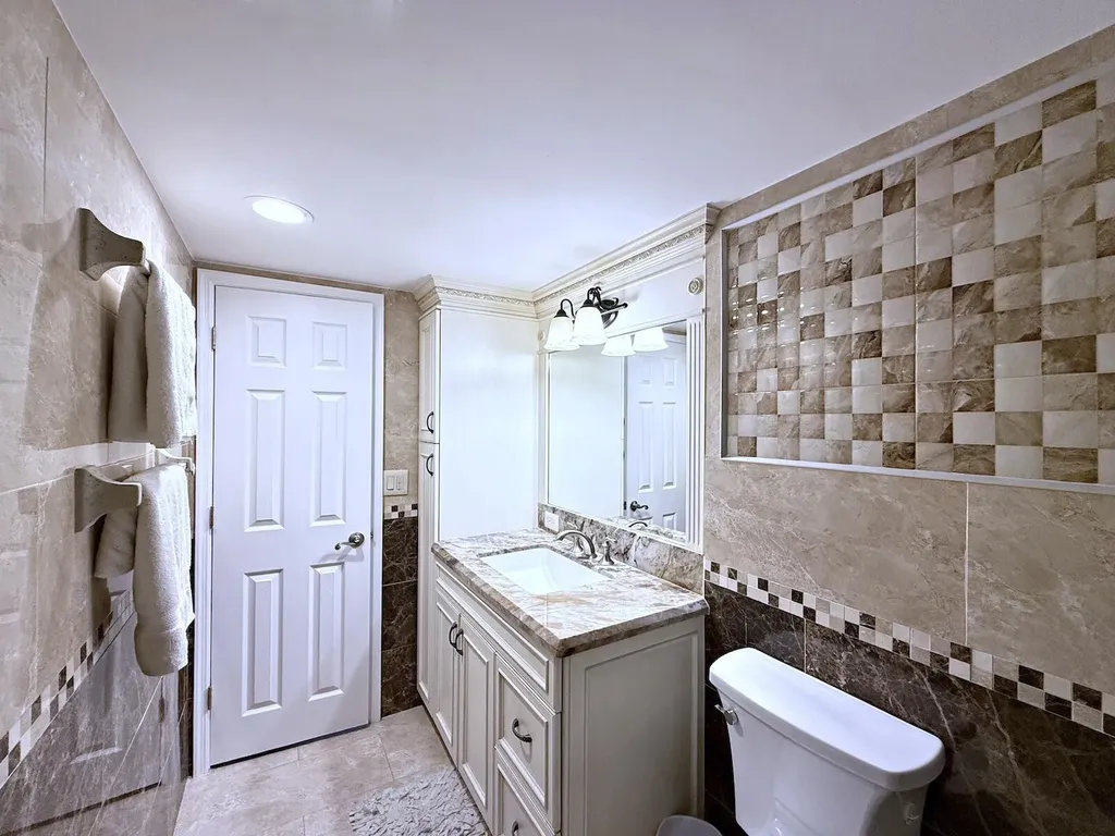 3546 S Ocean Boulevard South Palm Beach FL 33480