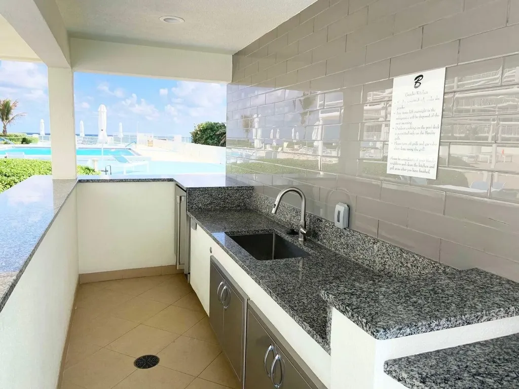 3546 S Ocean Boulevard South Palm Beach FL 33480