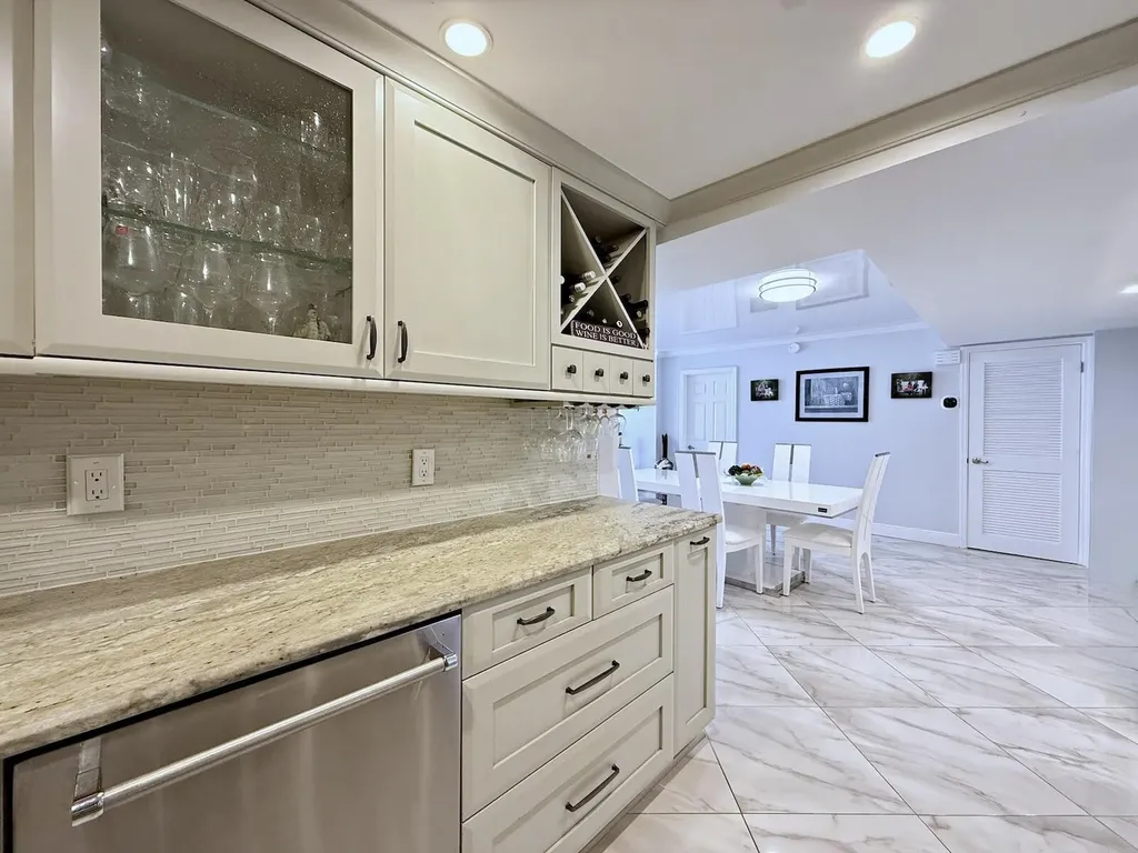 3546 S Ocean Boulevard South Palm Beach FL 33480