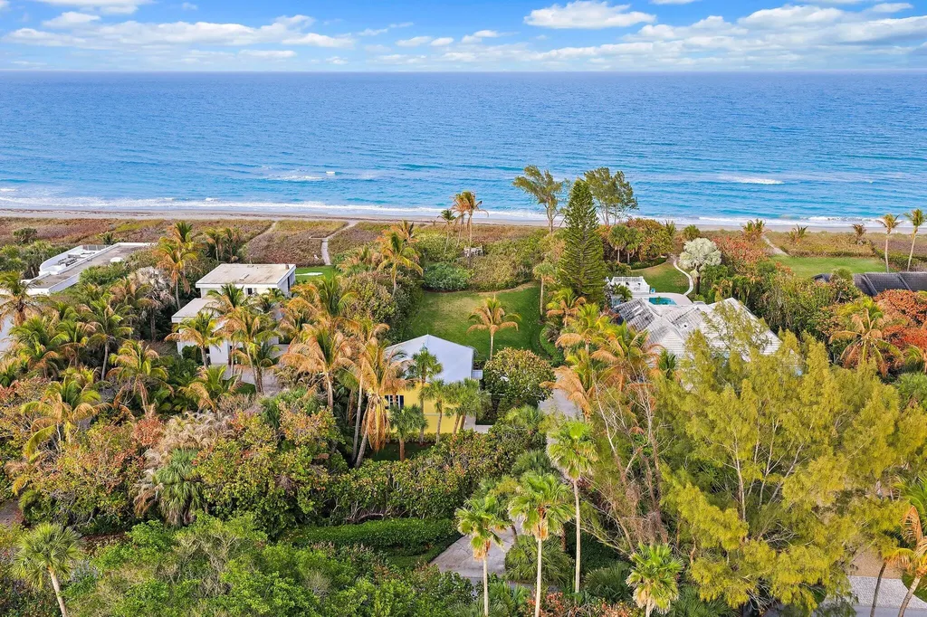 31 N Beach Road Jupiter Island FL 33455
