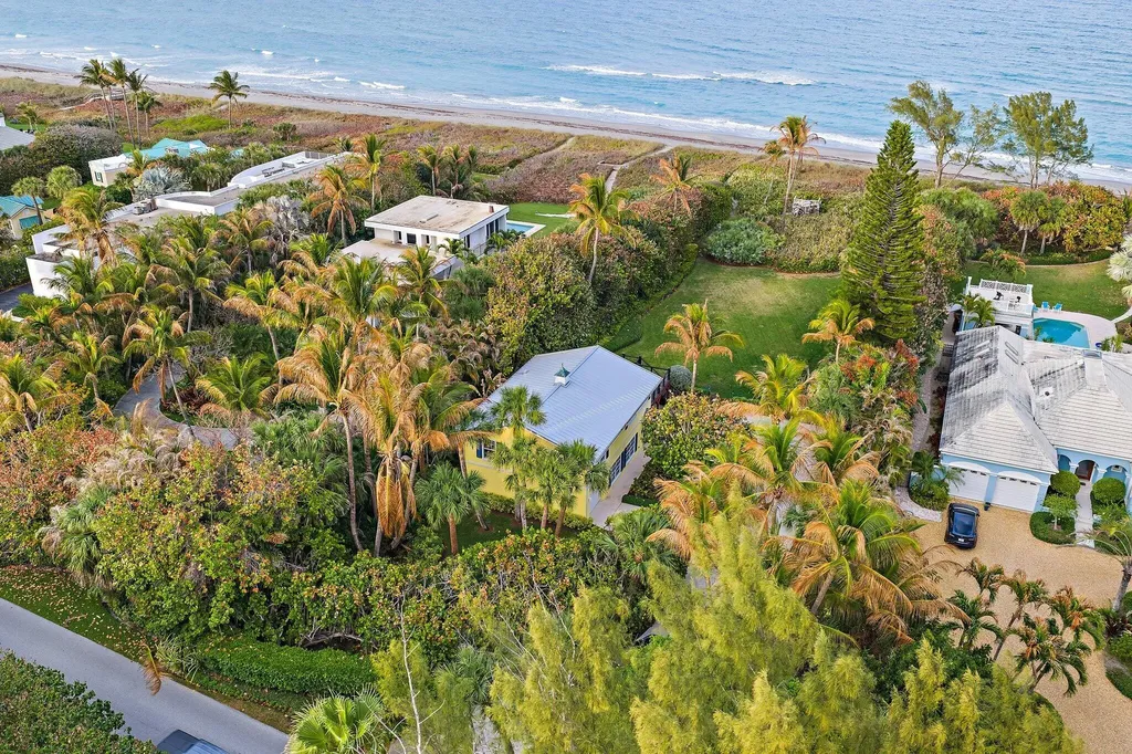 31 N Beach Road Jupiter Island FL 33455