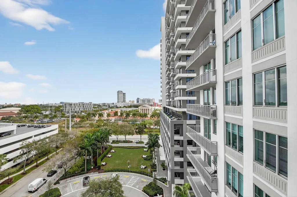300 S Australian Avenue West Palm Beach FL 33401
