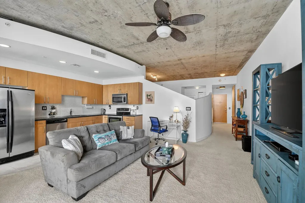 300 S Australian Avenue West Palm Beach FL 33401