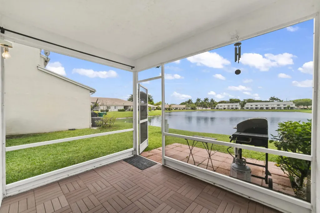 3165 SW 50th Street Fort Lauderdale FL 33312