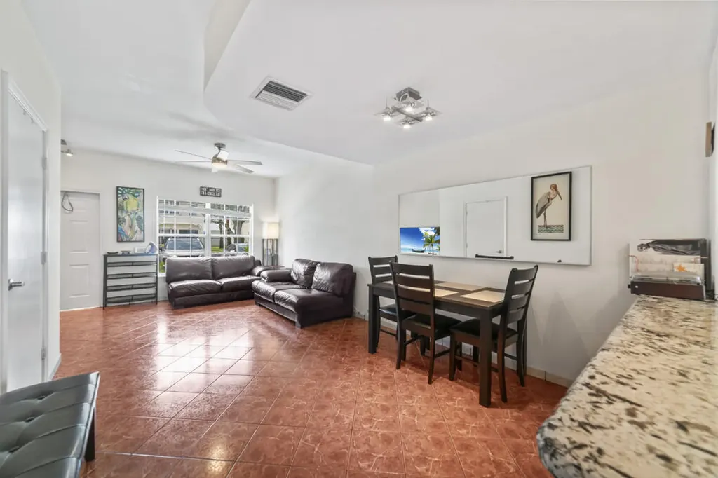 3165 SW 50th Street Fort Lauderdale FL 33312