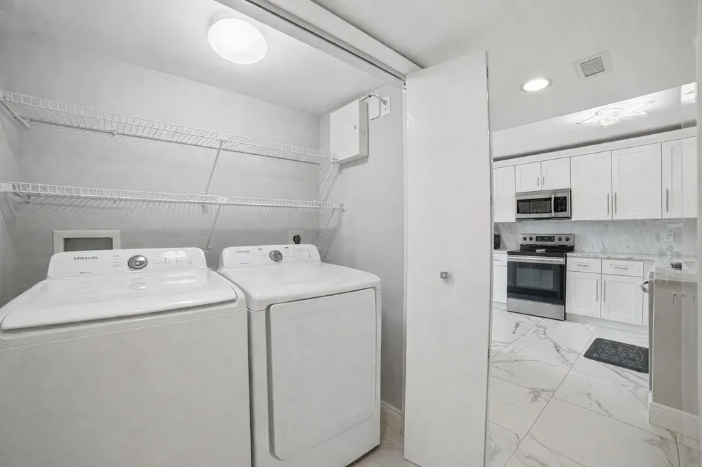 6149 Pointe Regal Circle Delray Beach FL 33484