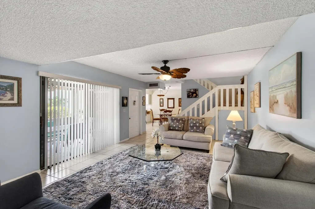 2686 NW 7th Court Delray Beach FL 33445