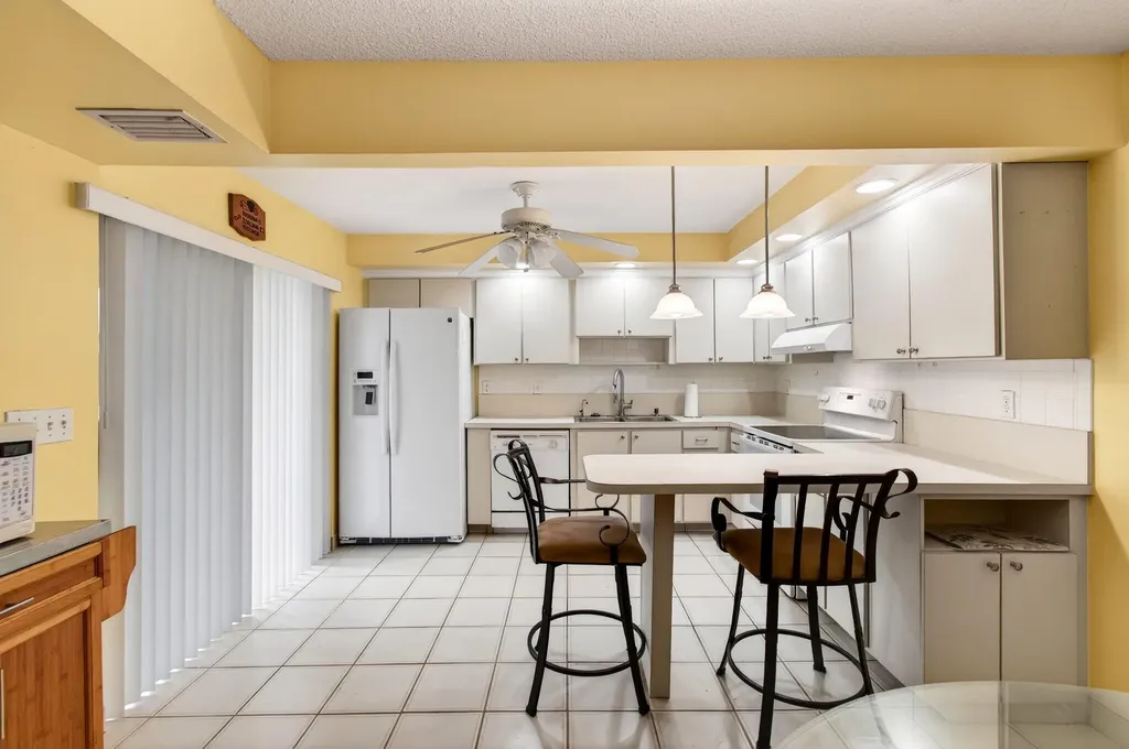 2686 NW 7th Court Delray Beach FL 33445