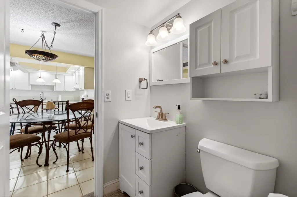 2686 NW 7th Court Delray Beach FL 33445