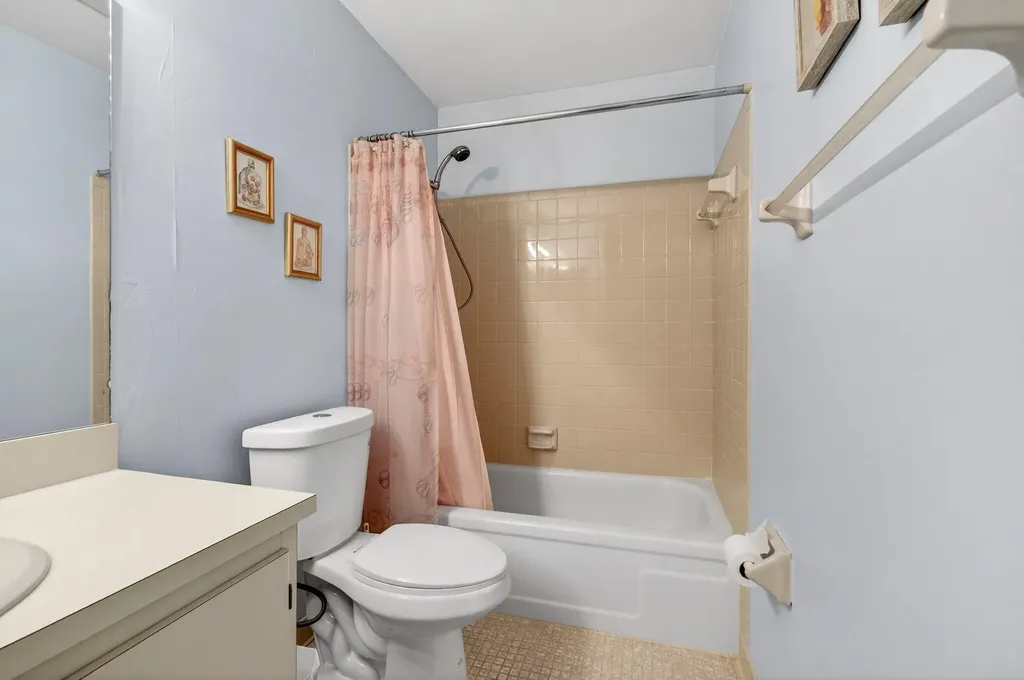 2686 NW 7th Court Delray Beach FL 33445