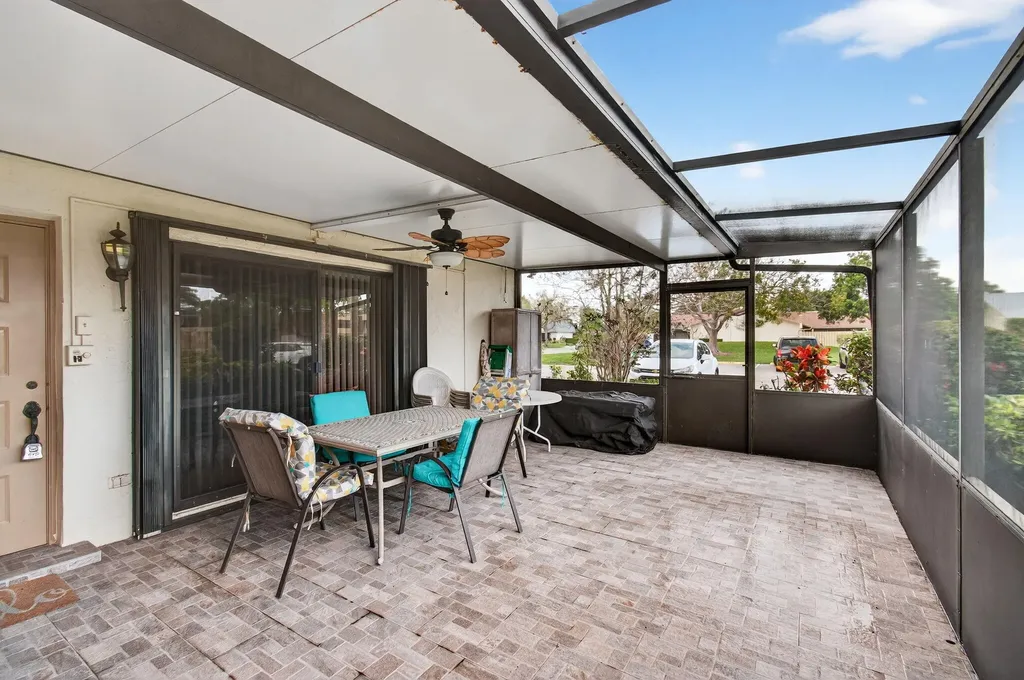 2686 NW 7th Court Delray Beach FL 33445