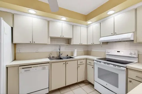 2686 NW 7th Court Delray Beach FL 33445