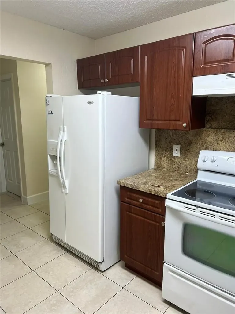 9 NE 44th Street Deerfield Beach FL 33064