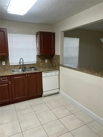 9 NE 44th Street Deerfield Beach FL 33064