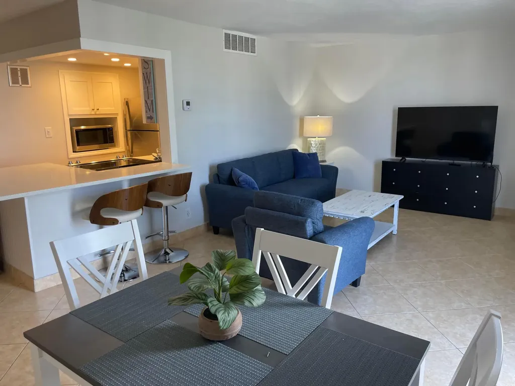 1731 SE 15th Street Fort Lauderdale FL 33316