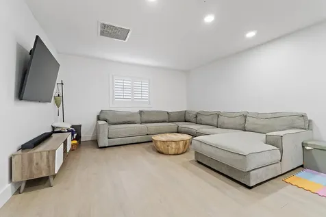 1851 SE Jackson Street Stuart FL 34997