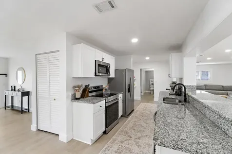 1851 SE Jackson Street Stuart FL 34997