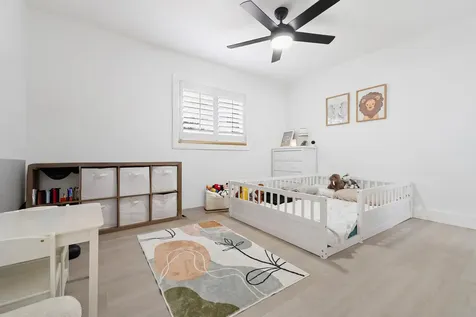 1851 SE Jackson Street Stuart FL 34997