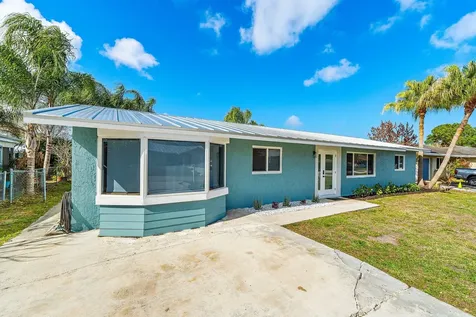 1851 SE Jackson Street Stuart FL 34997