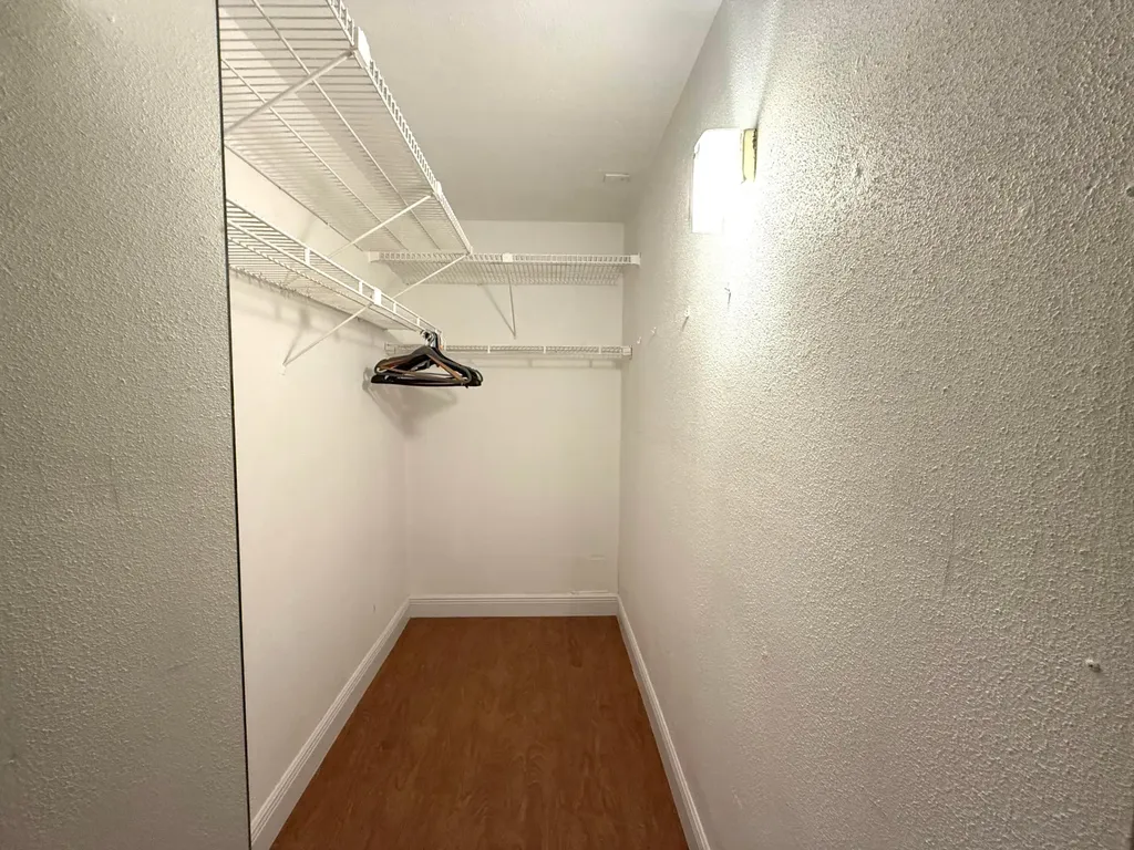 569 Monaco Delray Beach FL 33446