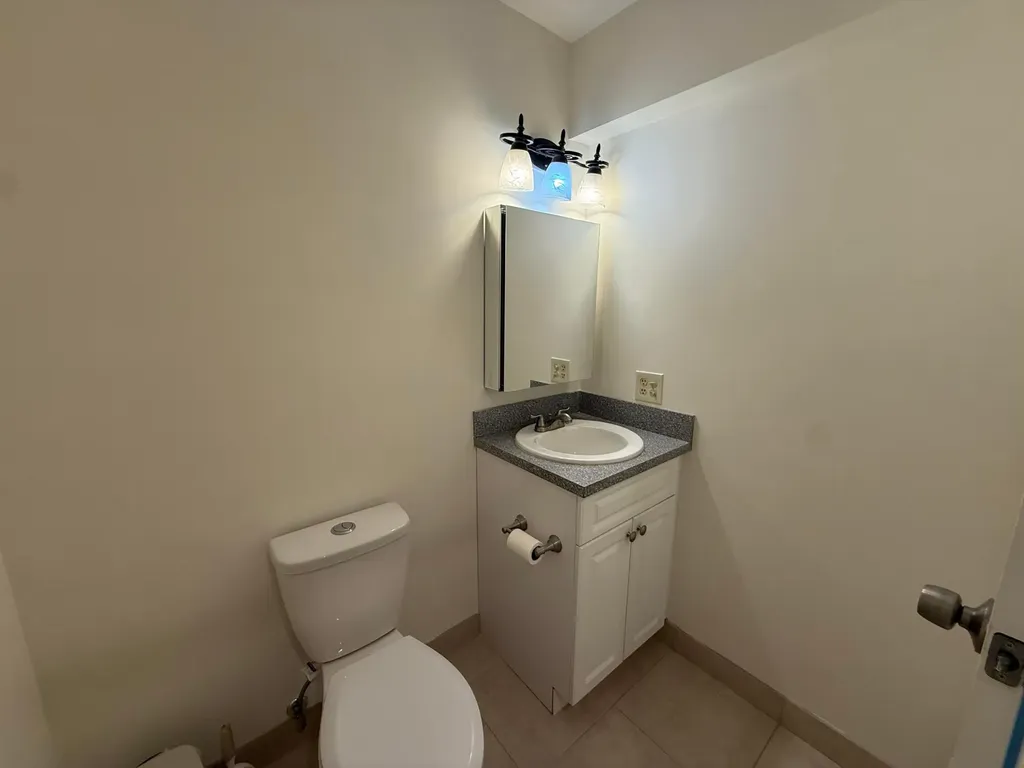 569 Monaco Delray Beach FL 33446