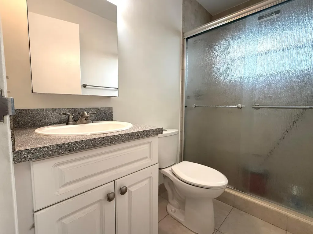 569 Monaco Delray Beach FL 33446