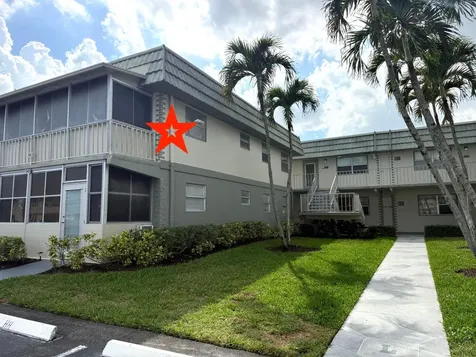 569 Monaco L Delray Beach FL 33446