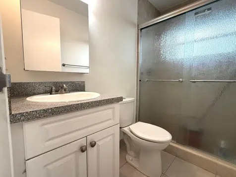 569 Monaco L Delray Beach FL 33446