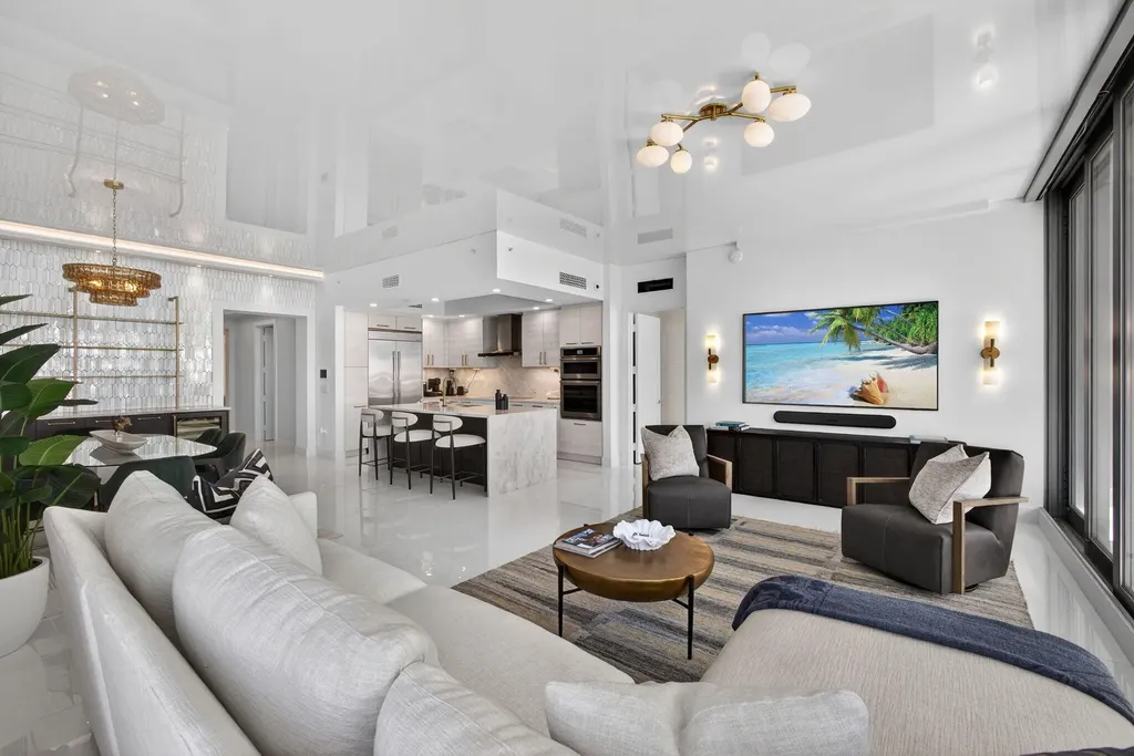 2 Water Club Way North Palm Beach FL 33408