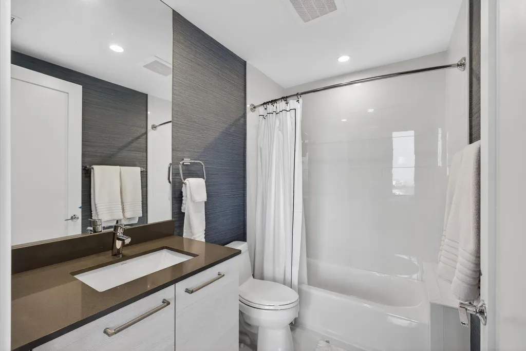 2 Water Club Way North Palm Beach FL 33408