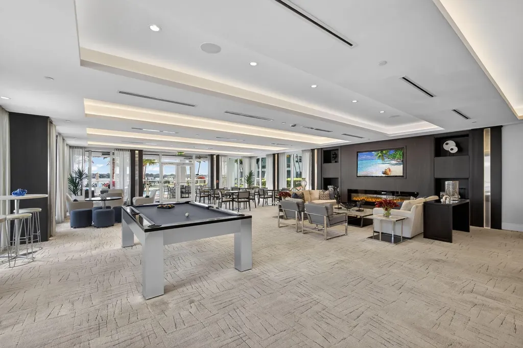 2 Water Club Way North Palm Beach FL 33408
