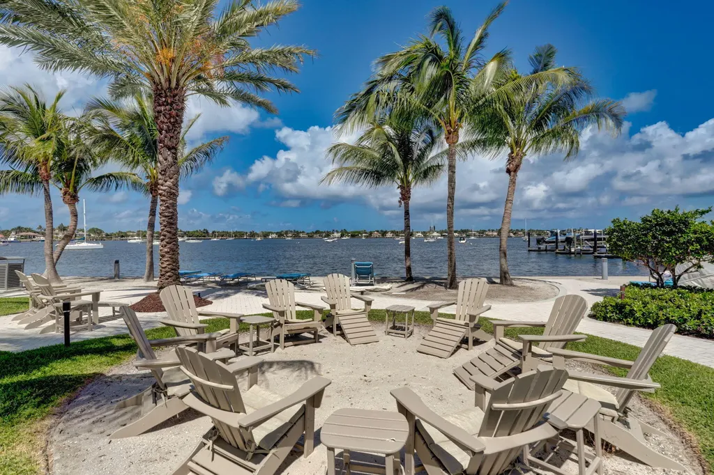 2 Water Club Way North Palm Beach FL 33408
