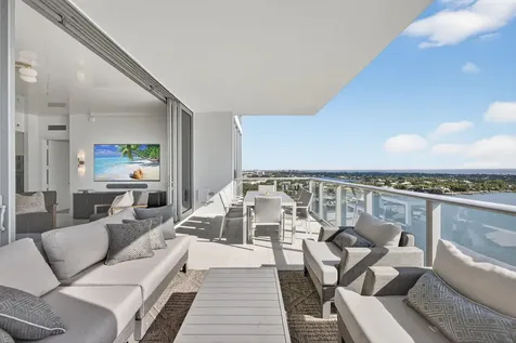 2 Water Club Way North Palm Beach FL 33408