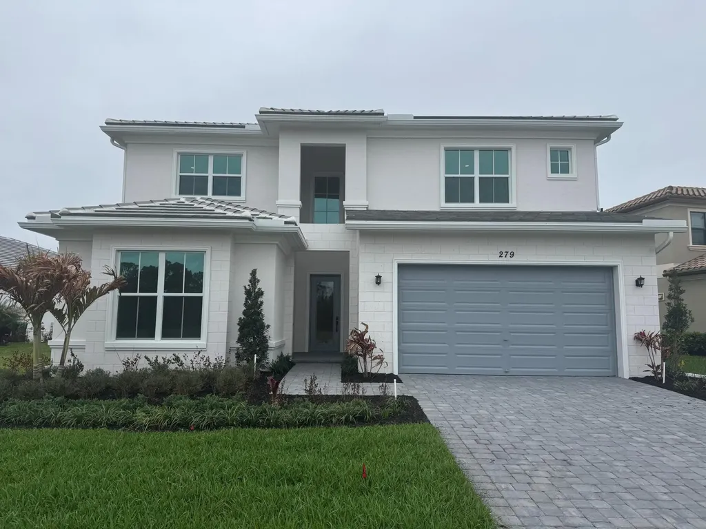 279 SE Calmo Circle Port St Lucie FL 34984