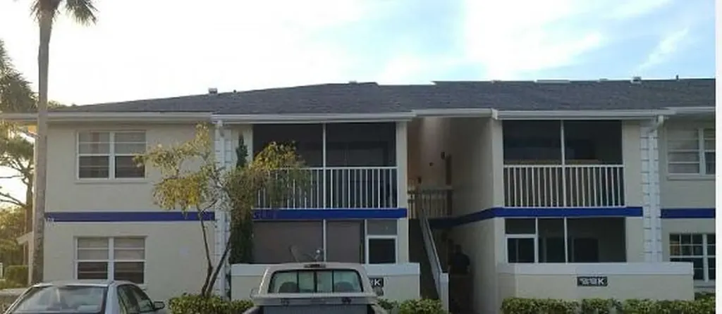 1520 SE Royal Green Circle Port St Lucie FL 34952