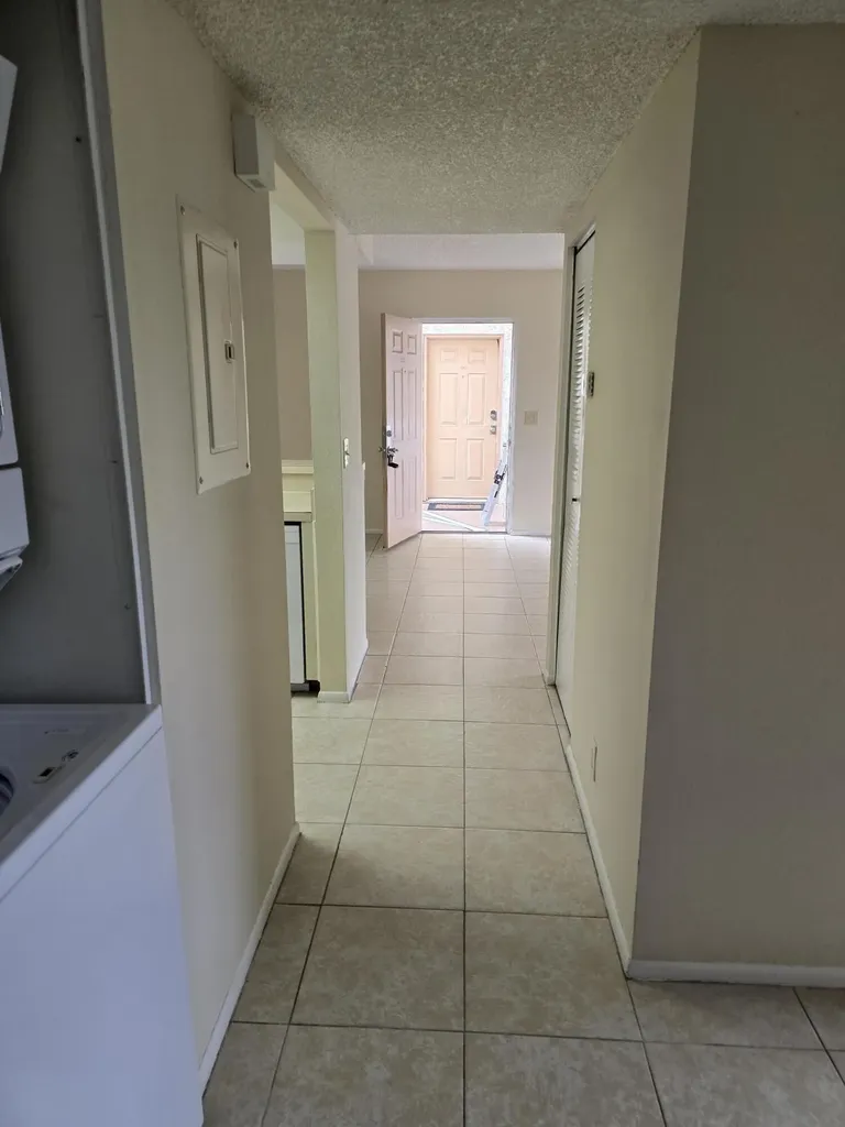 1520 SE Royal Green Circle Port St Lucie FL 34952