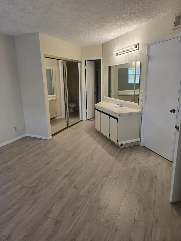 1520 SE Royal Green Circle Port St Lucie FL 34952