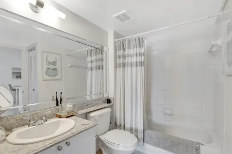 284 Village Boulevard Tequesta FL 33469