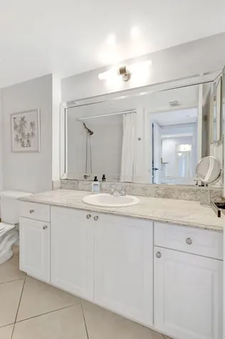 284 Village Boulevard Tequesta FL 33469