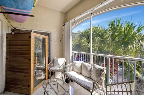 284 Village Boulevard Tequesta FL 33469