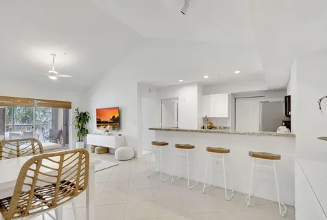284 Village Boulevard Tequesta FL 33469
