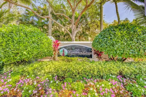 284 Village Boulevard Tequesta FL 33469