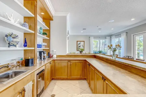 284 Village Boulevard Tequesta FL 33469