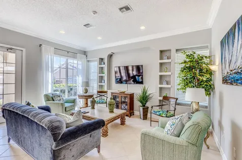 284 Village Boulevard Tequesta FL 33469