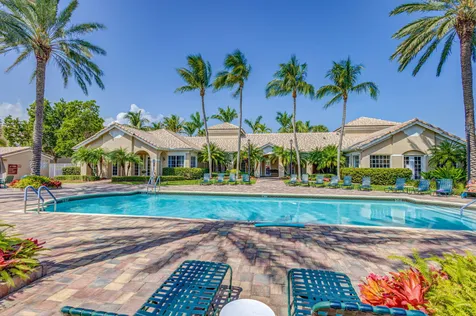 284 Village Boulevard Tequesta FL 33469