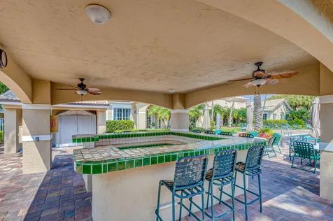 284 Village Boulevard Tequesta FL 33469