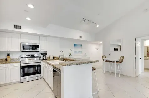 284 Village Boulevard Tequesta FL 33469