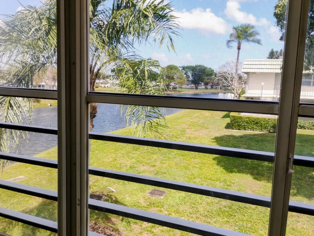 192 Monaco D Delray Beach FL 33446