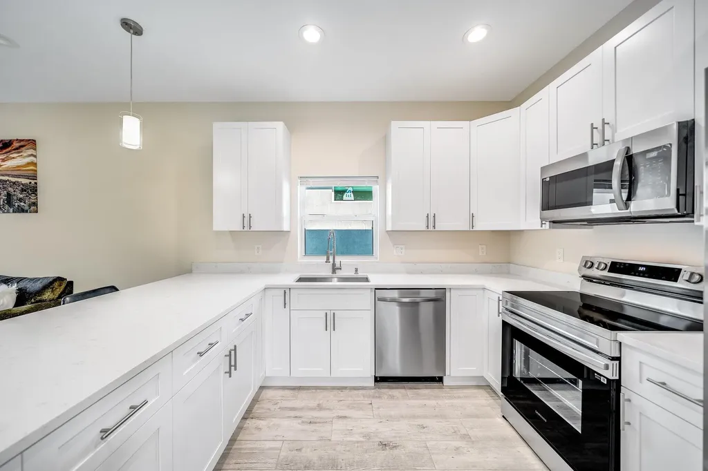 2710 Nokomis Avenue West Palm Beach FL 33409